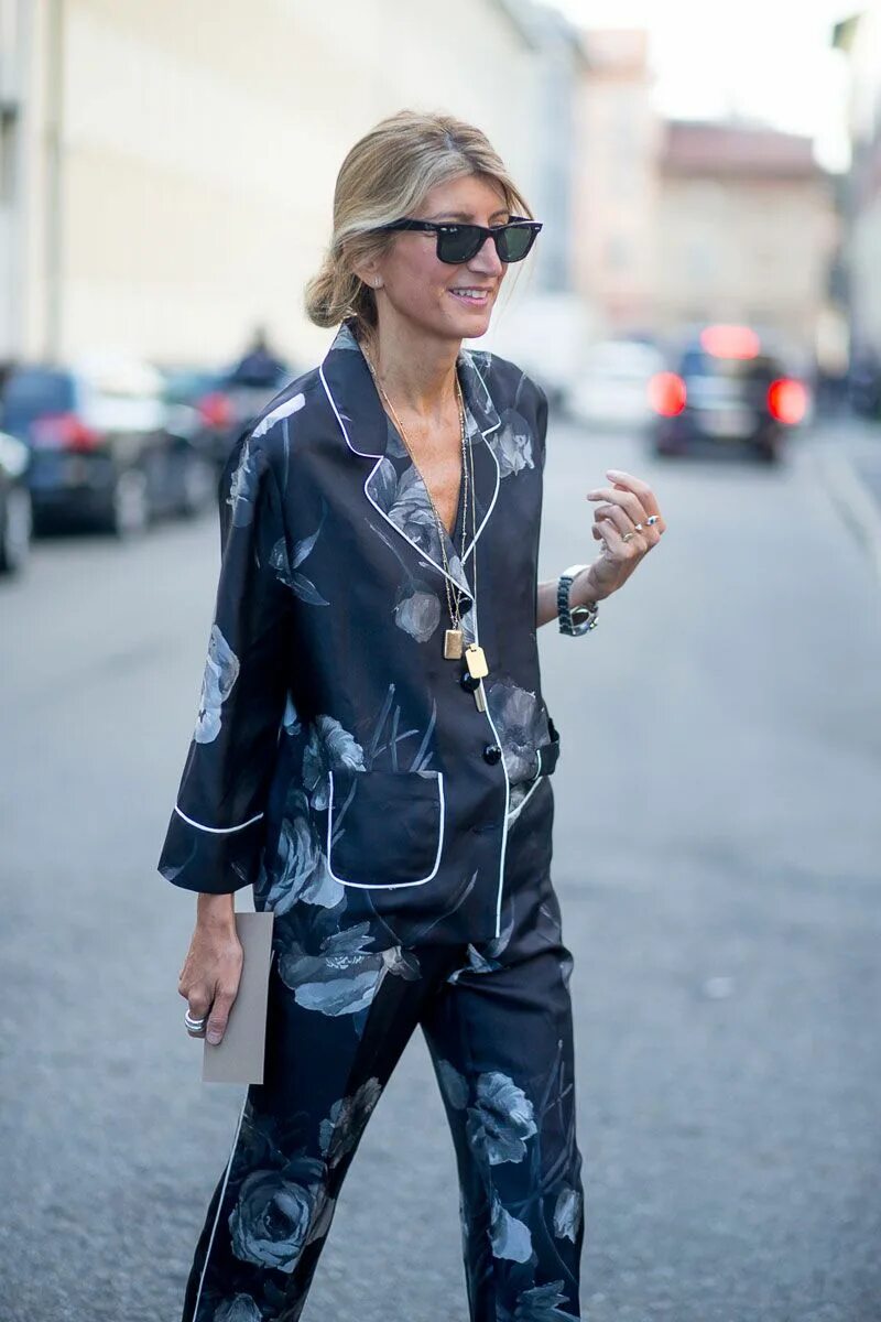 Костюмы пижамного стиля 2024 женские Molto Bella: Milan Street Style Milan fashion week street style, Pajama fashion,