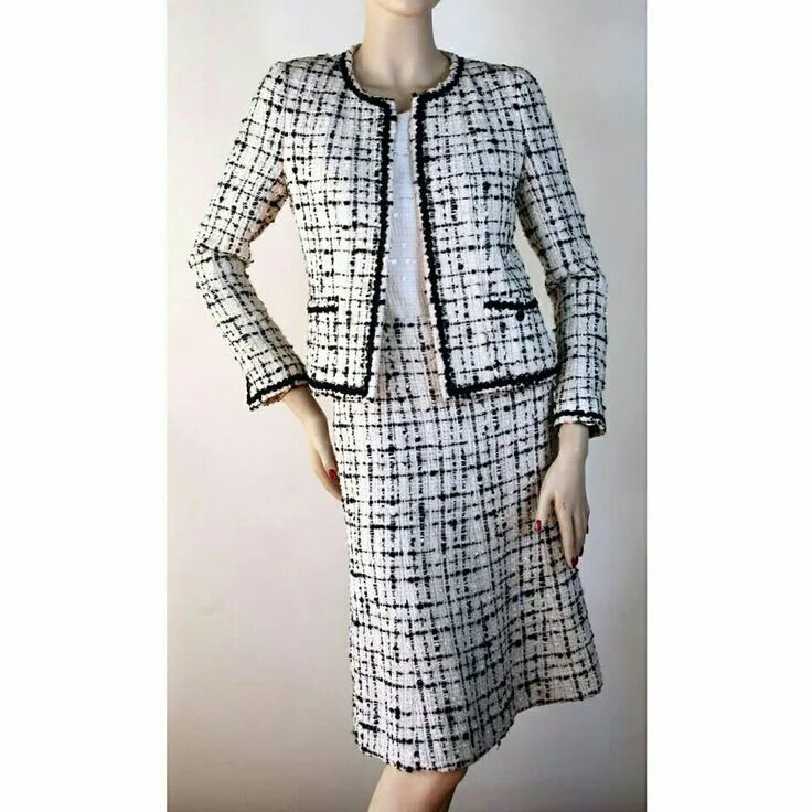 Костюмы в стиле шанель фото Pin by Reggie on Knip Fashion, Black and white tweed, Tweed suits