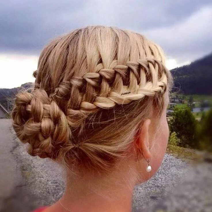 Косы на среднюю длину фото Tresse originale : nos plus belles idées de tresses originales - Elle Coiffures 