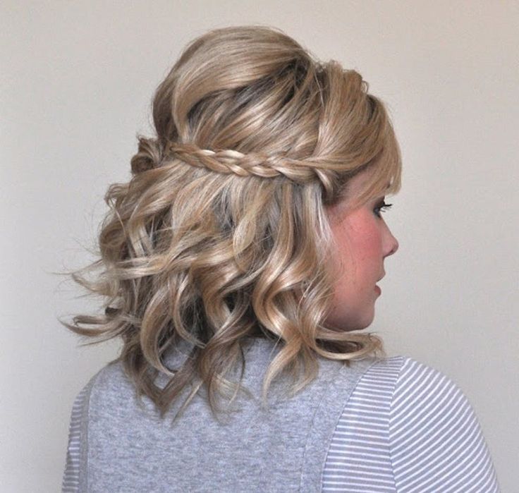 Косы на стрижку каскад средние волосы 12 Romantic Updos for Your Next Date Night Hair styles, Curly hair styles, Short