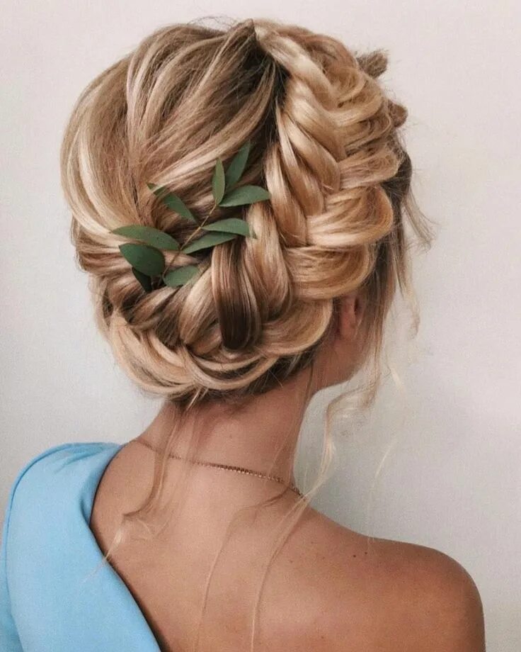 Косы плетение прически фото Pin by Courtney Woodruff on Brittany’s wedding board Braided hairstyles for wedd