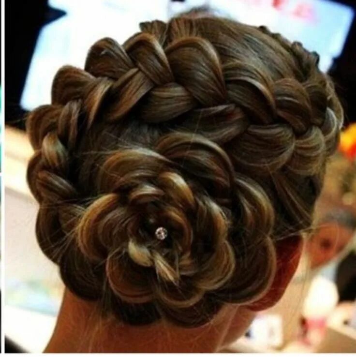 Косы плетение прически фото Flower type braid Hairstyle, Womens hairstyles, Cool braid hairstyles