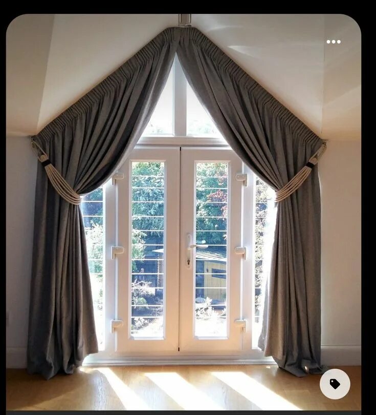 Косые окна фото Pin on Шторы на косые окна Curtains with blinds, Curtain designs, Window curtain