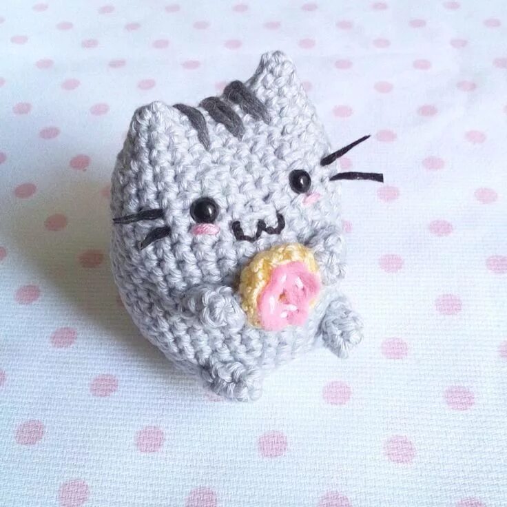 Кот пушин крючком схема и описание амигуруми Gatto con ciambella, Schema Amigurumi con istruzioni dettagliate e foto - Etsy I