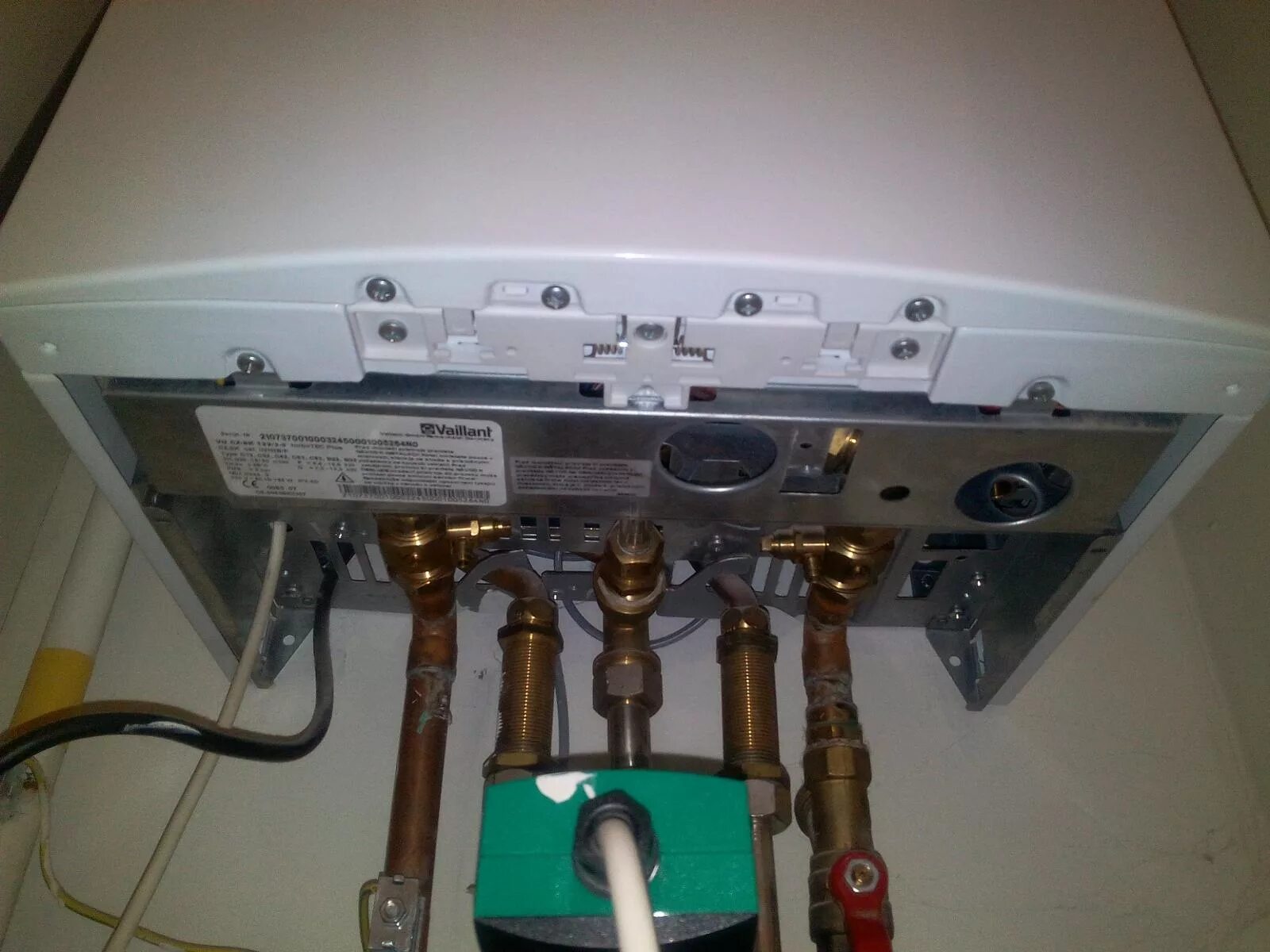 Котел вайлант подключение saut la honte Bande robinet remplissage chaudiere vaillant ecotec plus Erreur év