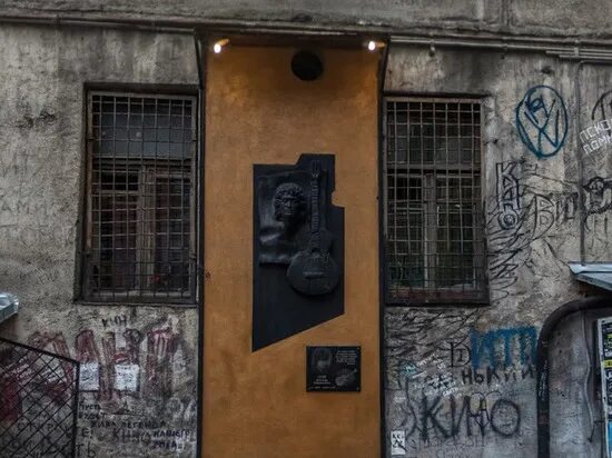 Котельная камчатка ул блохина 15 фото Граффити с Виктором Цоем сохранят при капремонте дома на Блохина - МК Санкт-Пете
