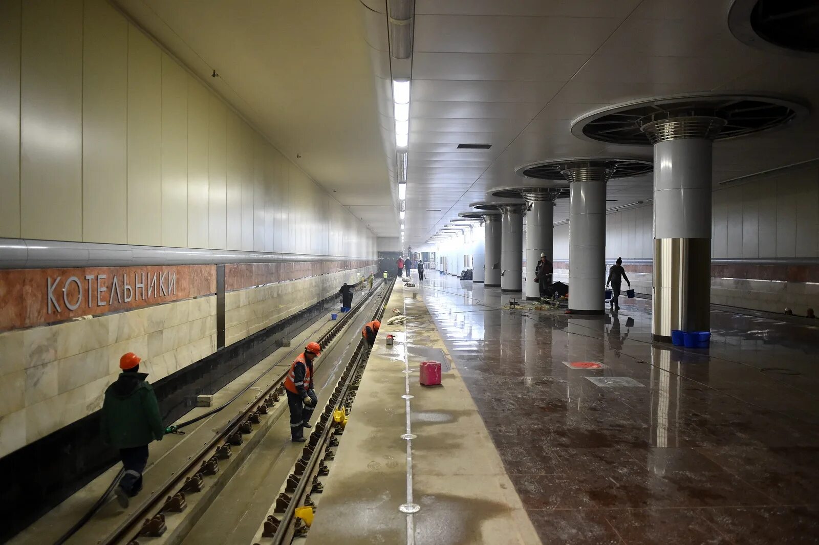 Котельники станция метро фото Завершаются отделочные работы на станции метро "Котельники" Таганско-Краснопресн