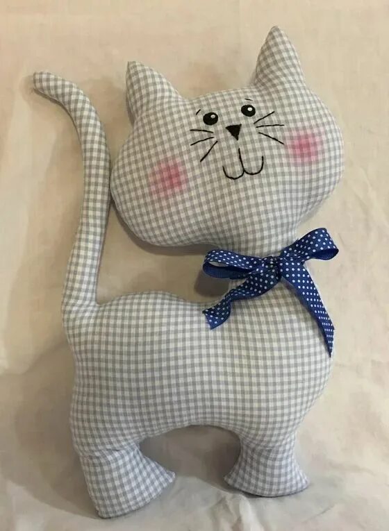 Котик своими руками фото Подарки на День Влюблённых. Котики. Своими руками. Выкройки Coudre des animaux e