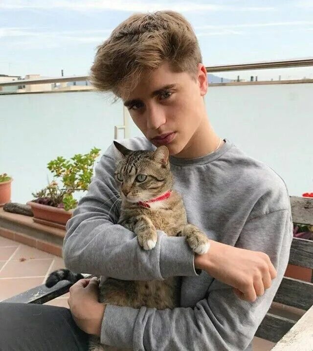 Котики мальчики фото парень Кот, Красивые парни, Мальчики