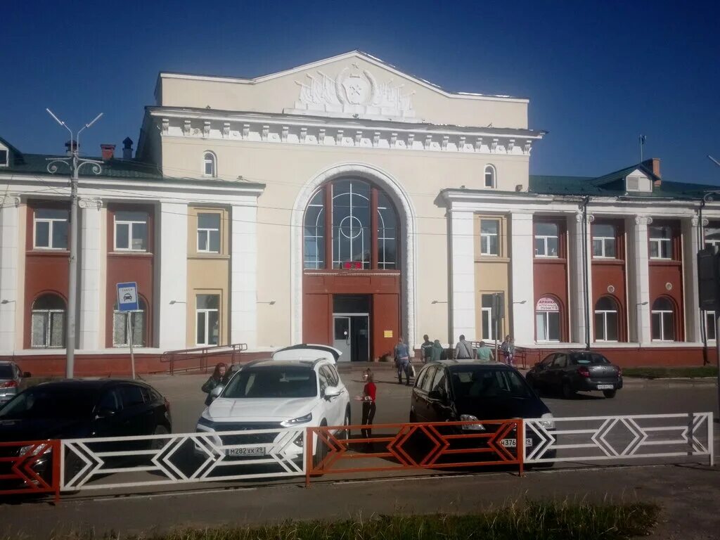 Котлас вокзал фото Вокзал Котлас-Южный, железнодорожный вокзал, ул. 7-го Съезда Советов, 53, Котлас