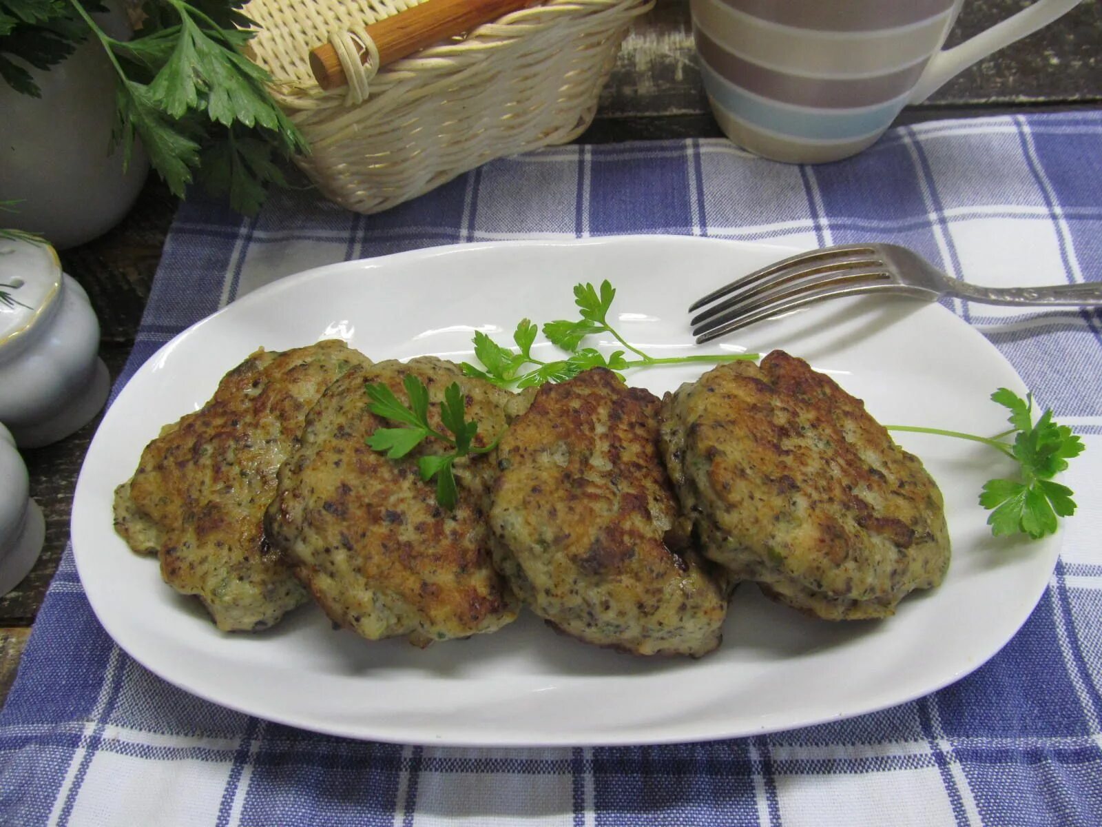 Котлеты с грибами фото Куриные котлеты с грибами Рецепт Национальная еда, Блюда из фарша, Куриные котле