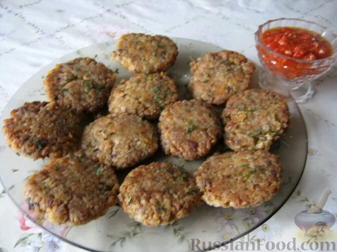 Котлеты с грибов лесных рецепт фото Рецепт: Гречневые котлеты с грибами на RussianFood.com