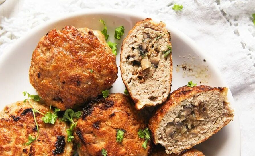 Котлеты с грибов лесных рецепт фото Заказать "МЯСНЫЕ ЗРАЗЫ с КАРТОШКОЙ и ГРИБАМИ" в городе Иркутск OLKHON