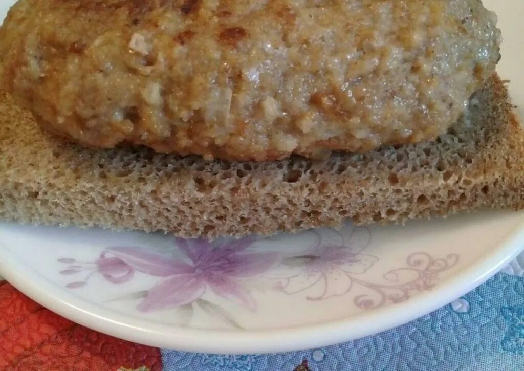 Котлеты с хлебом и фаршем фото Почему школьные котлеты вкусные? Секрет в количестве мяса: делюсь рецептом Lifes