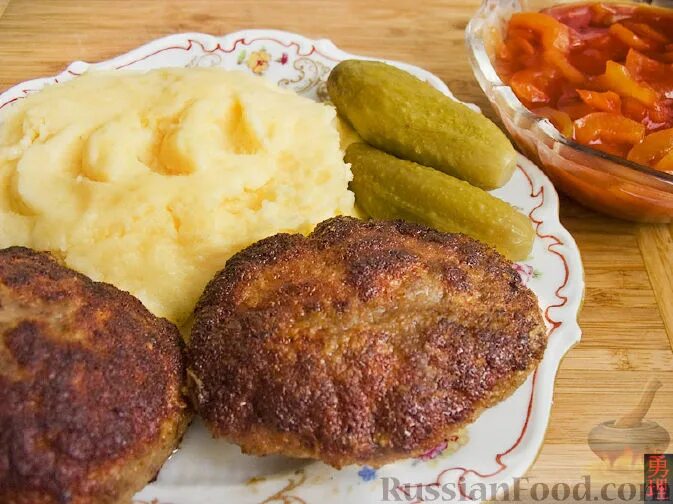 Котлеты с картофельным пюре фото пошаговое Котлеты из свинины, В духовке, Блюда из картофеля, Блюда из молока, рецепты на R
