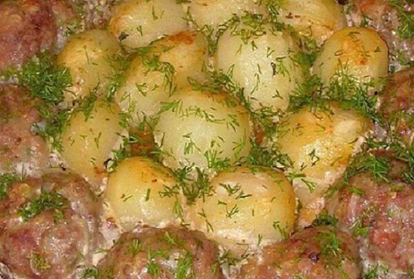 Котлеты с картошкой в духовке фото Сытный ужин в духовке из картофеля и фарша Ужин, Фарш, Картофель