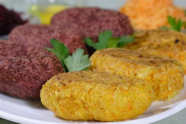 Котлеты с морковью рецепт с фото Котлеты из моркови или свеклы - пошаговый рецепт с фото (83917 просмотров)