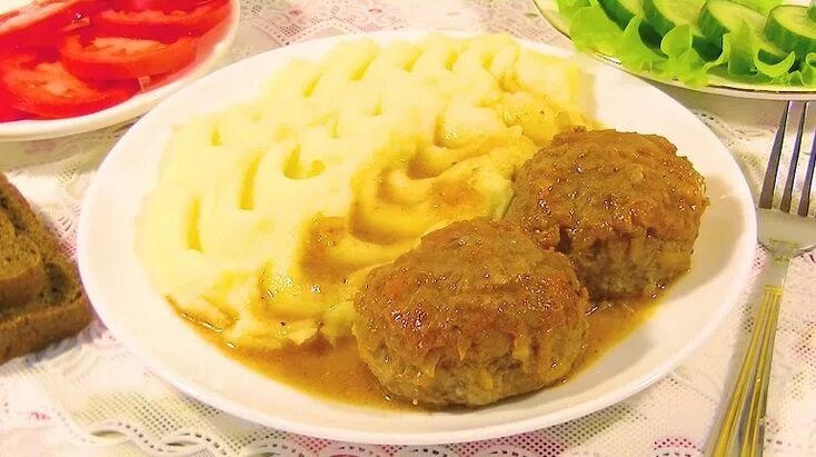 Котлеты с подливом рецепт с фото Суперсочные котлеты с овощами в духовке: вкуснее голубцов Еда, Идеи для блюд, Бю