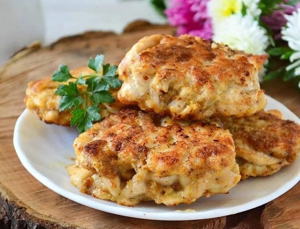 Котлеты свино куриные рецепт с фото Recipe of the day. Cut chicken patties with mushrooms Composition: - Chicken fil