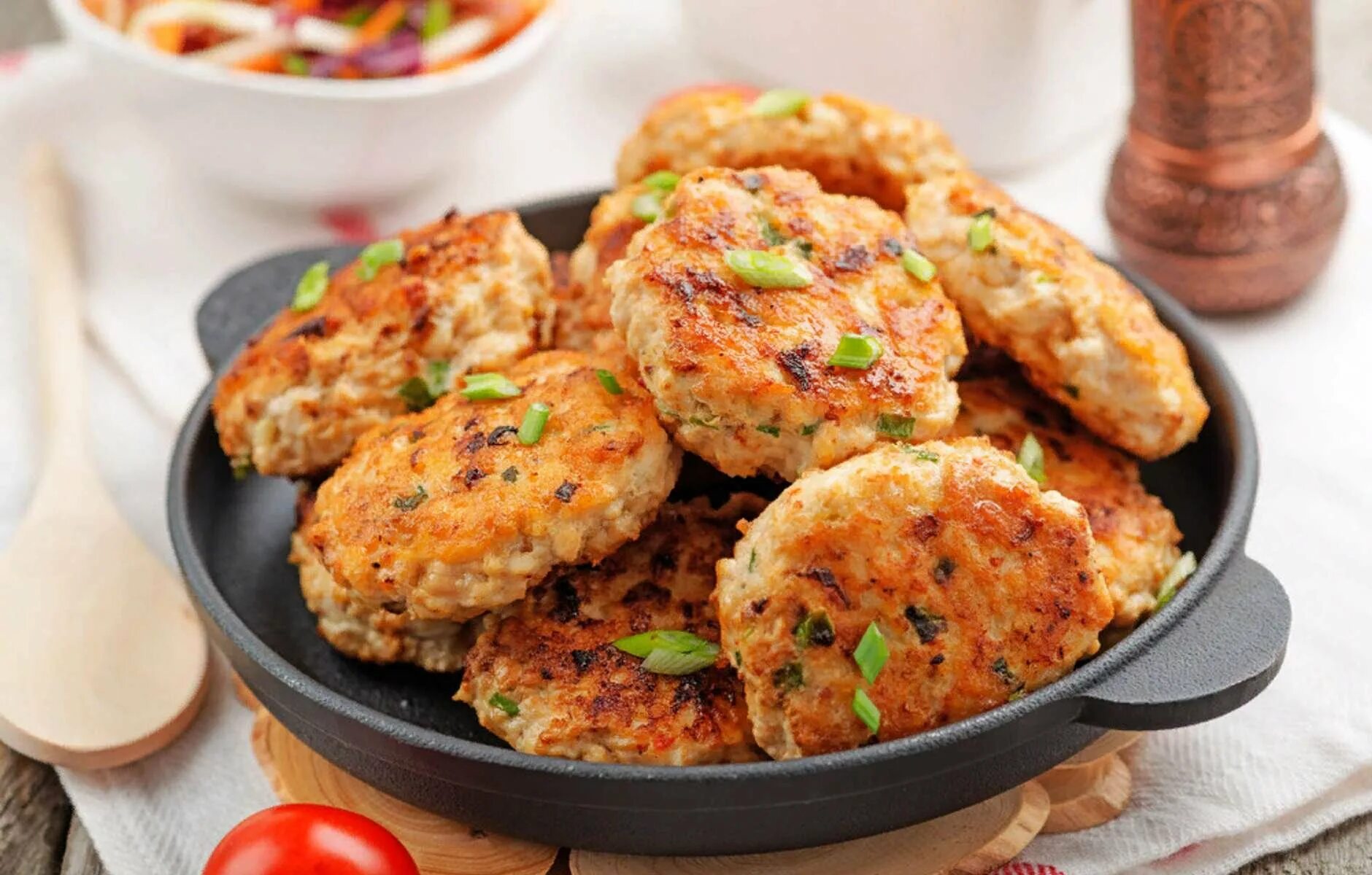 Котлеты свино куриные рецепт с фото Котлеты из курицы классический рецепт