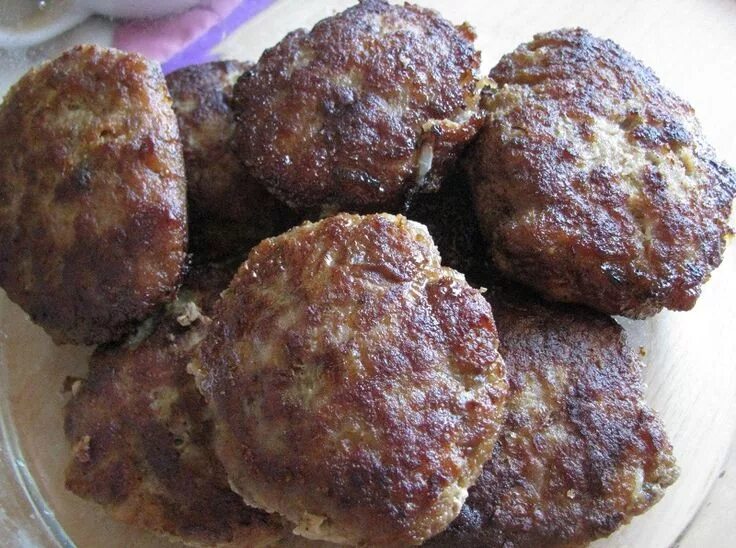 Котлеты в хлебных кубиках рецепт с фото котлеты из фарша и хлеба Breakfast burritos recipe, Food, Breakfast cake recipes
