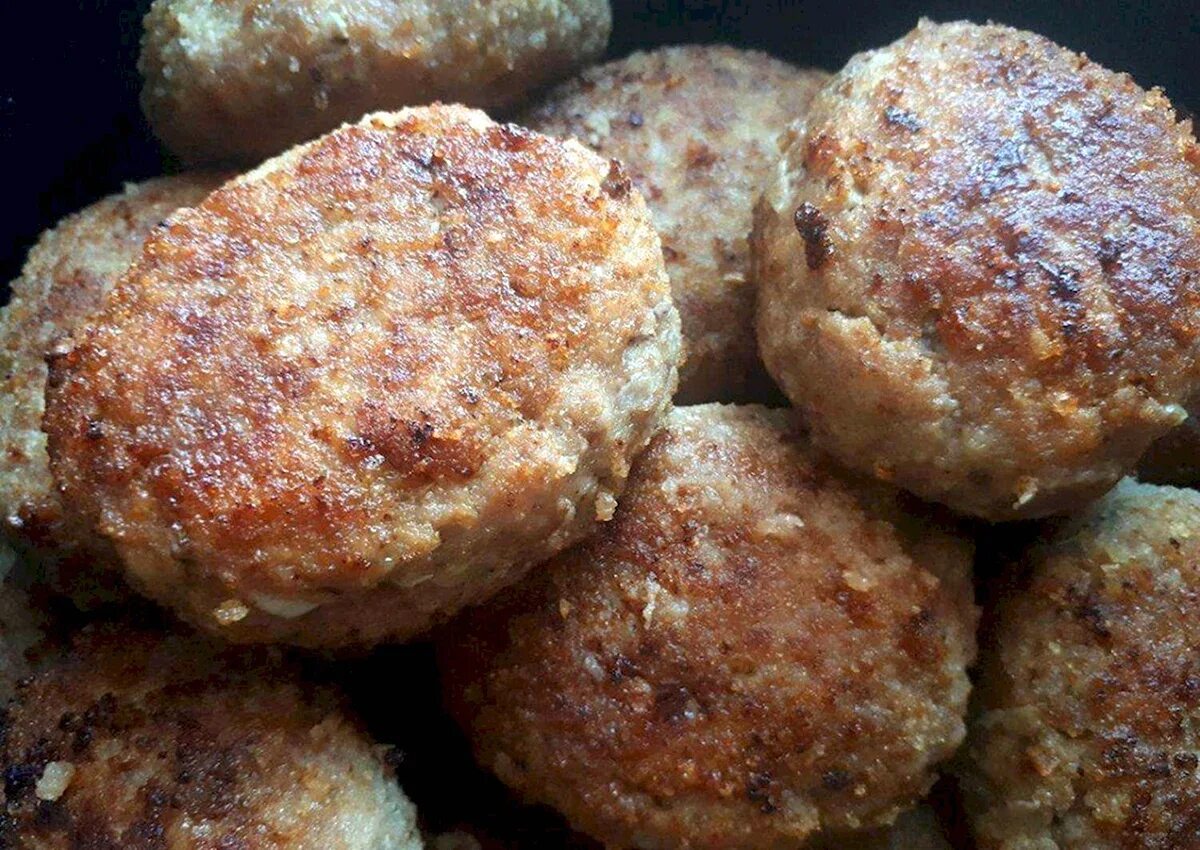 Котлеты в хлебных кубиках рецепт с фото Рецепты из фарша и молока: найдено 89 картинок