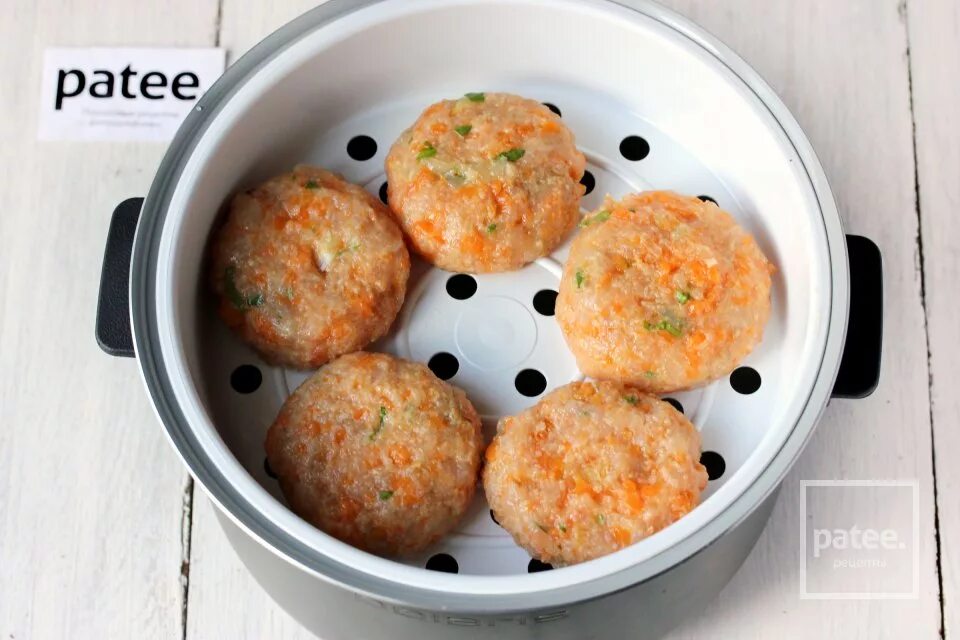 Котлеты в мультиварке на пару фото Курино-тыквенные котлеты на пару в мультиварке - рецепт для мультиварки - Patee.