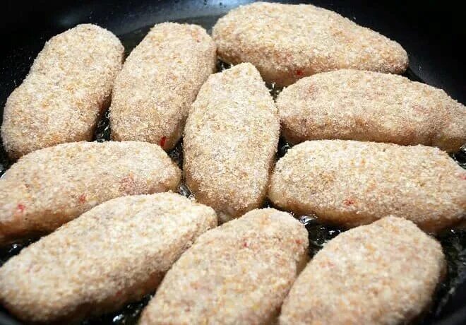 Котлеты в панировочных сухарях рецепт фото Мясные биточки из СВИНИНЫ - ВКУСНЫЕ и простые Life&Food Дзен