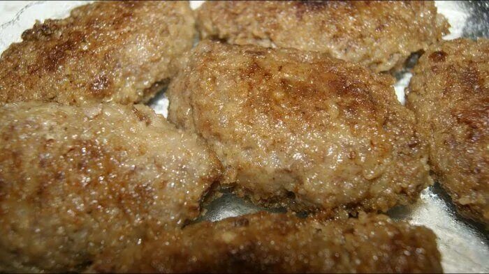 Котлеты в советских столовых фото Секрет школьных котлет времен СССР. Вкус детства! Идеи для блюд, Еда, Кулинария