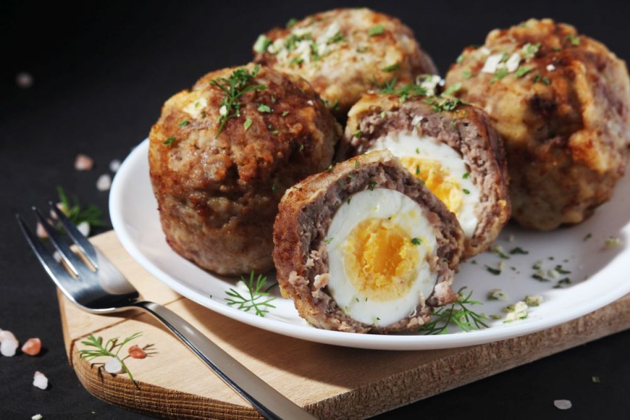 Котлеты внутри яйцо рецепт с фото Котлеты с яйцом внутри - простой и вкусный рецепт, как приготовить пошагово