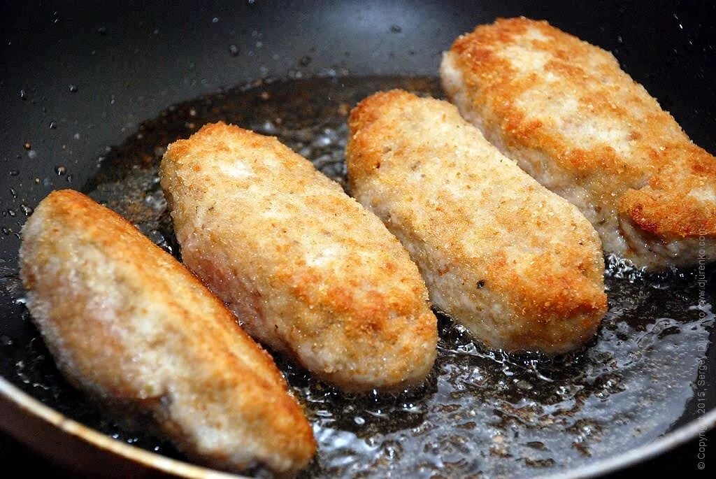 Котлеты жареные рецепт с фото Сколько жарить куриные котлеты на сковороде: как готовить?