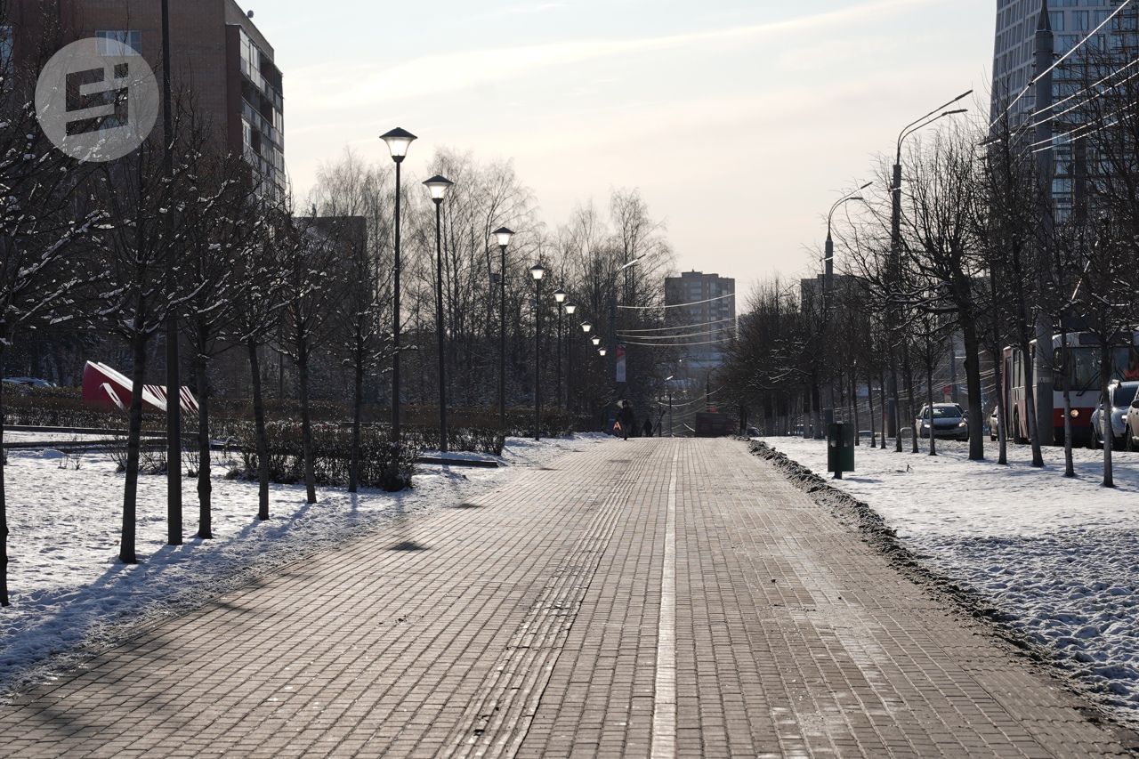 Котловой зимняя ул 6 ижевск фото Коммунальные службы Ижевска зимой будут посыпать некоторые тротуары мраморной кр