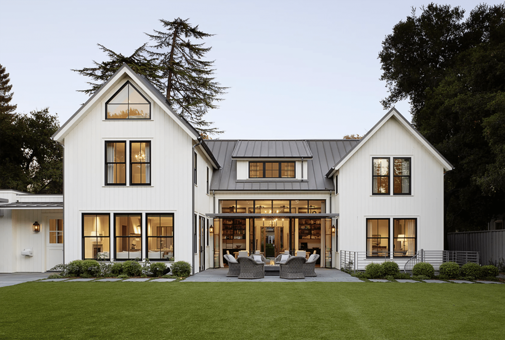 Коттедж фото снаружи How to Choose Windows for Your Whole House (and What We Did for the Portland Hou