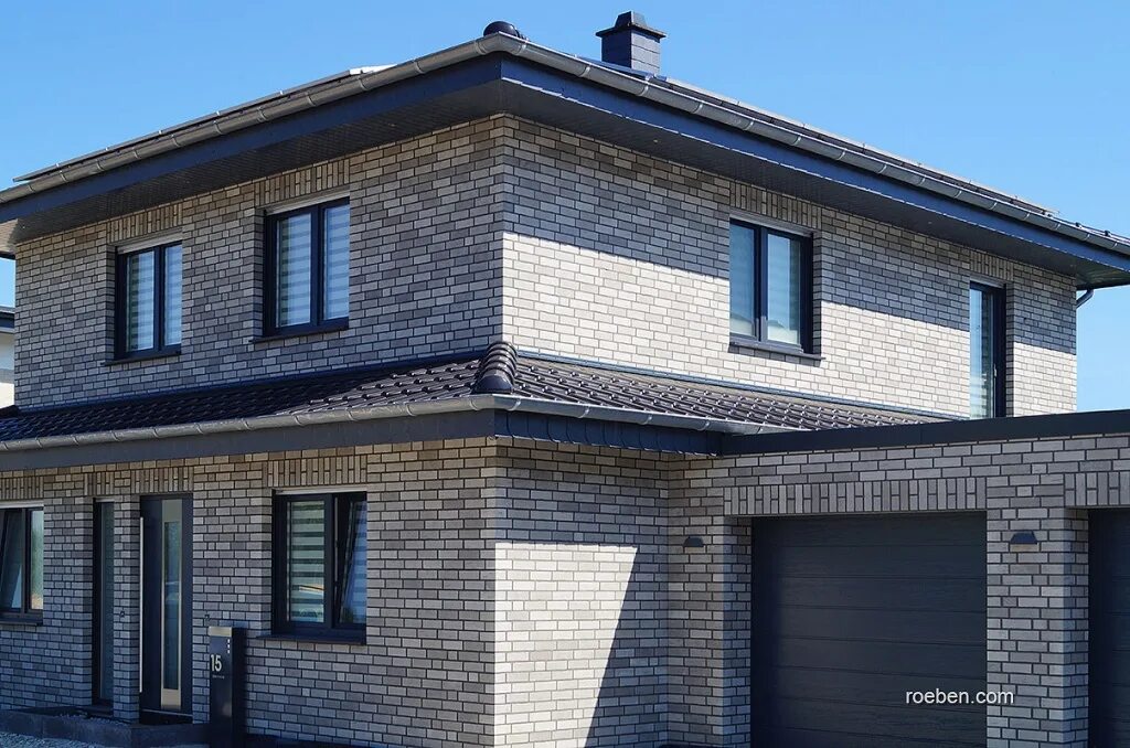 Коттеджи из серого кирпича фото Клинкерный кирпич Roben AARHUS grau-bunt пустотелый NF (240x115x71) - ГК БИС(Кра