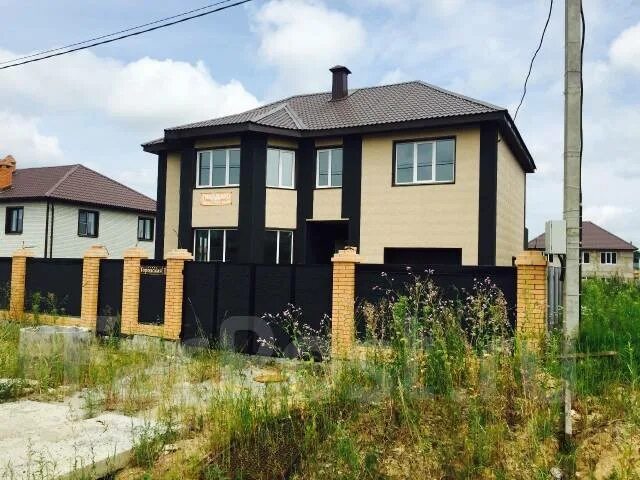 Коттеджи в хабаровске продажа цены фото Продаётся кирпичный коттедж, 1 057 кв. м. 235,0 кв. м. собственность. Цена: 7 90