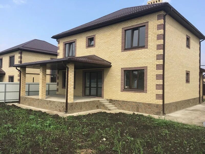 Коттеджи в краснодаре от застройщика цена фото Купить дом, 160 м² по адресу муниципальное образование Краснодар, хутор Ленина, 