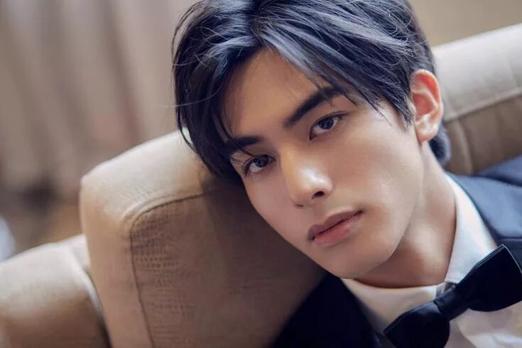 Красивые мужчины китая фото Ghim trên Song Weilong Đang yêu, Diễn viên, Thân thể