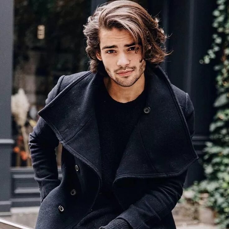 Красивые мужские прически на длинные волосы Renan Pacheco Langhaarfrisuren männer, Langhaarfrisuren, Frisuren lange haare mä