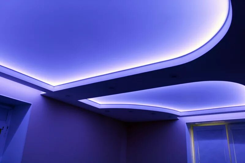 Красивые натяжные потолки с подсветкой фото Натяжные потолки в СПБ с установкой за 1 день. Продаём комплектующие для натяжны