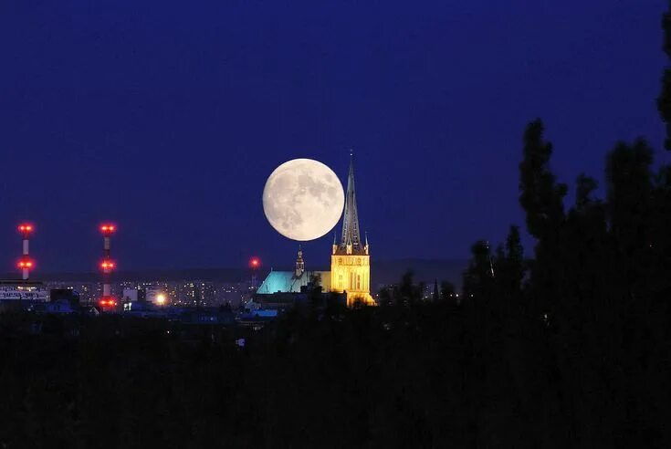 Красивые ночные фото луны Pin by Irisha555a on ЛУНА Celestial, Celestial bodies, Outdoor