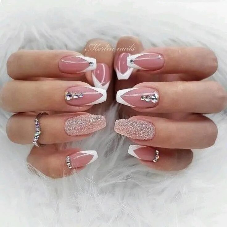 Красивые ногти фото Elegant Nails in 2023 Nails design with rhinestones, Rhinestone nails, Diva nail