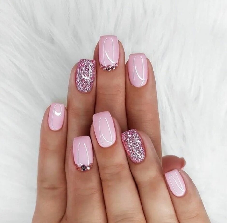 Красивые ногти маникюр гель лак 2024 Розовый маникюр Nails, Cute acrylic nails, Pretty short nails