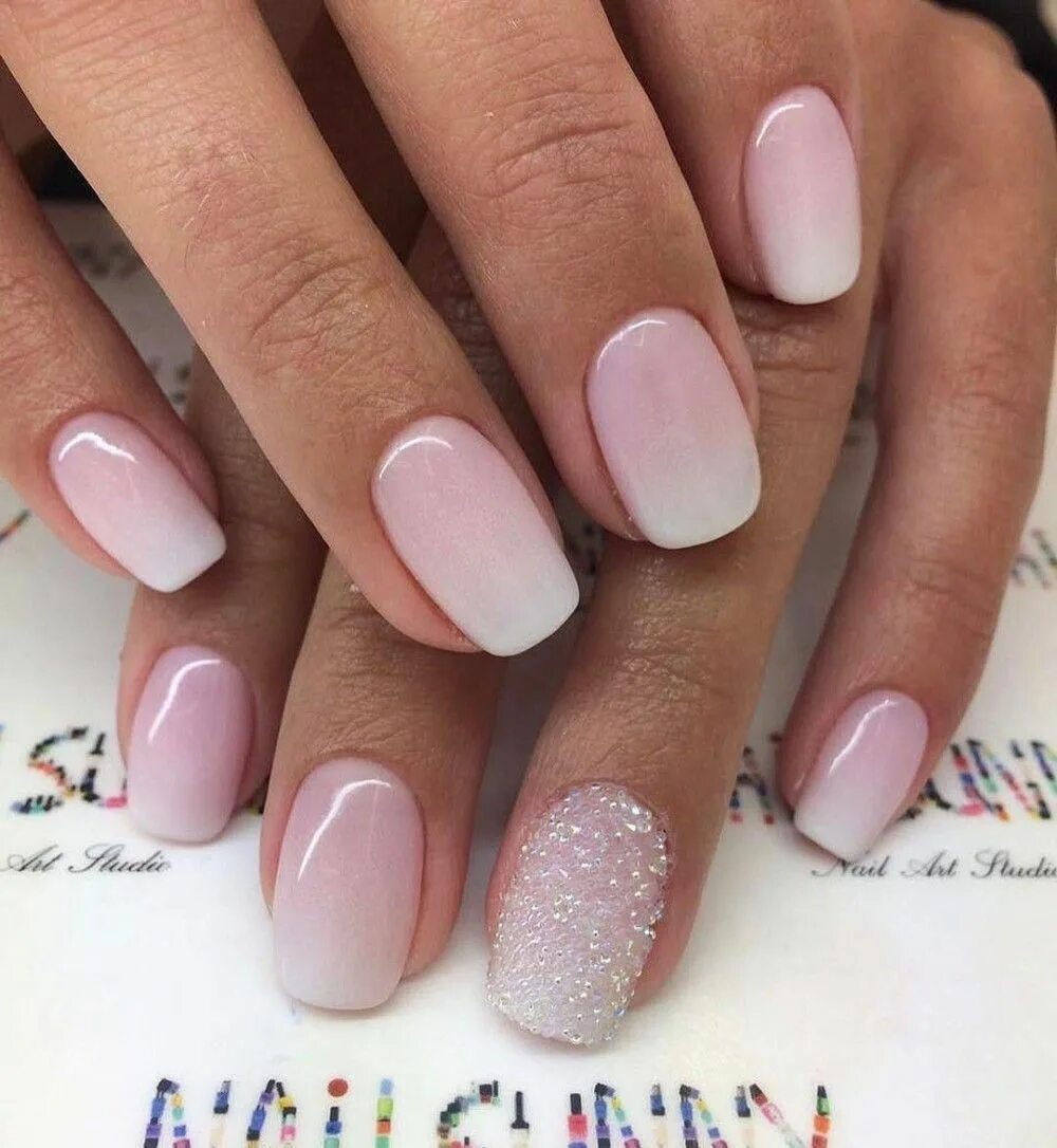 Красивые ногти маникюр нежные тона short nails, squoval nails, ombre nails, glitter nails, nail inspiration, nail d
