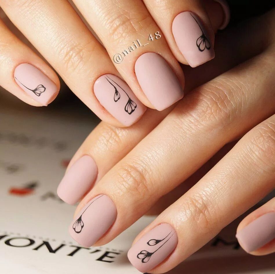 Красивые ногти маникюр нежные тона с рисунком Exquisite nails, flower nail art, Matte nails, Pale pink nails, Plain nails, You