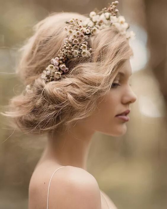 Красивые образы и прически 2016 Hair And Makeup Trends Every Bride Should Know About Wedding hairstyles, Pa