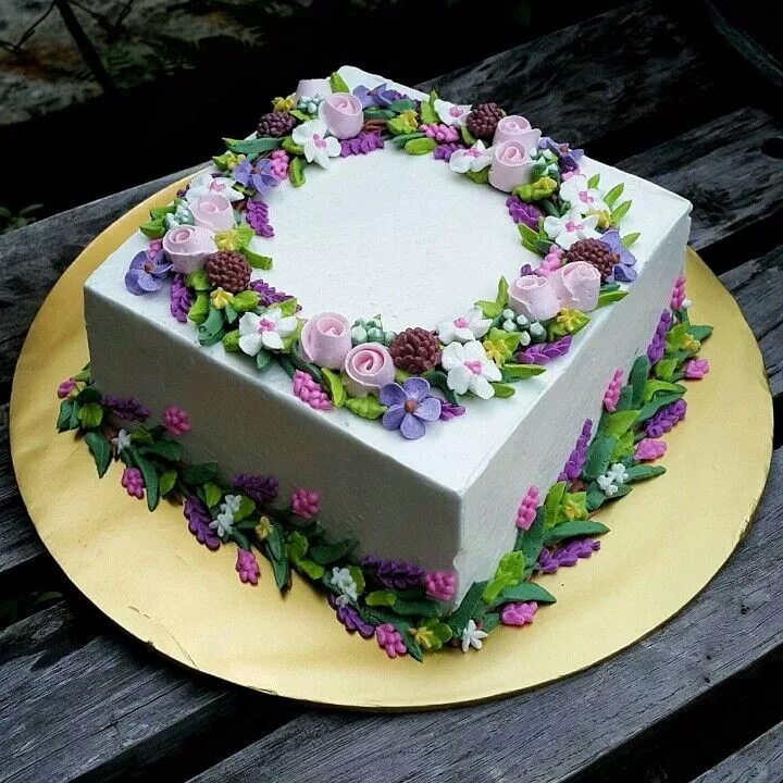 Красивые оформление тортика Пин на доске Flowers Квадратные торты, Красивые торты, Красочные торты