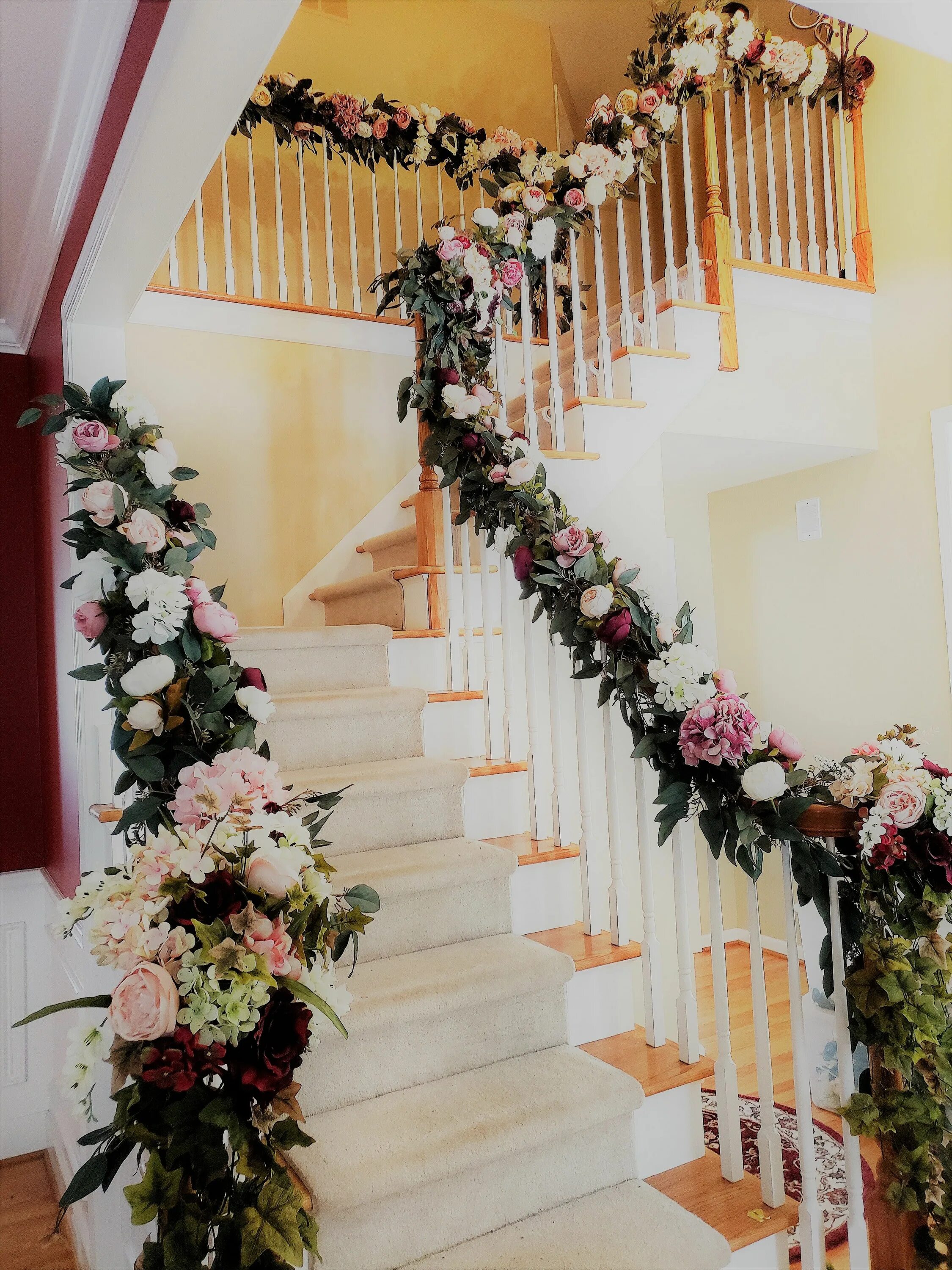 Красивые оформления лестниц Stair Wedding Decor Indian Wedding Decor Staircase Decor Wedding staircase decor
