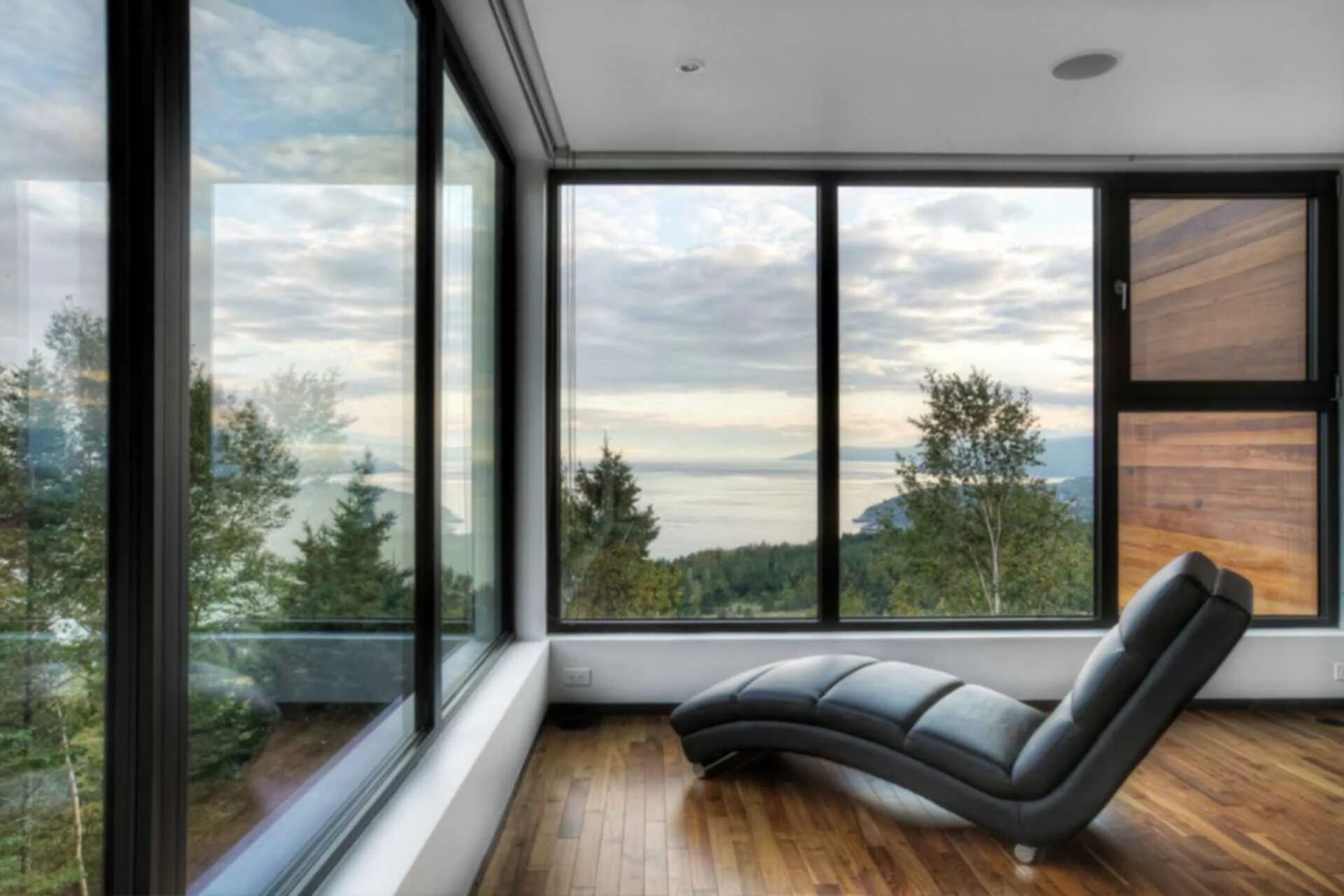 Красивые окна фото Malbaie V Residence - Interior - modlar.com
