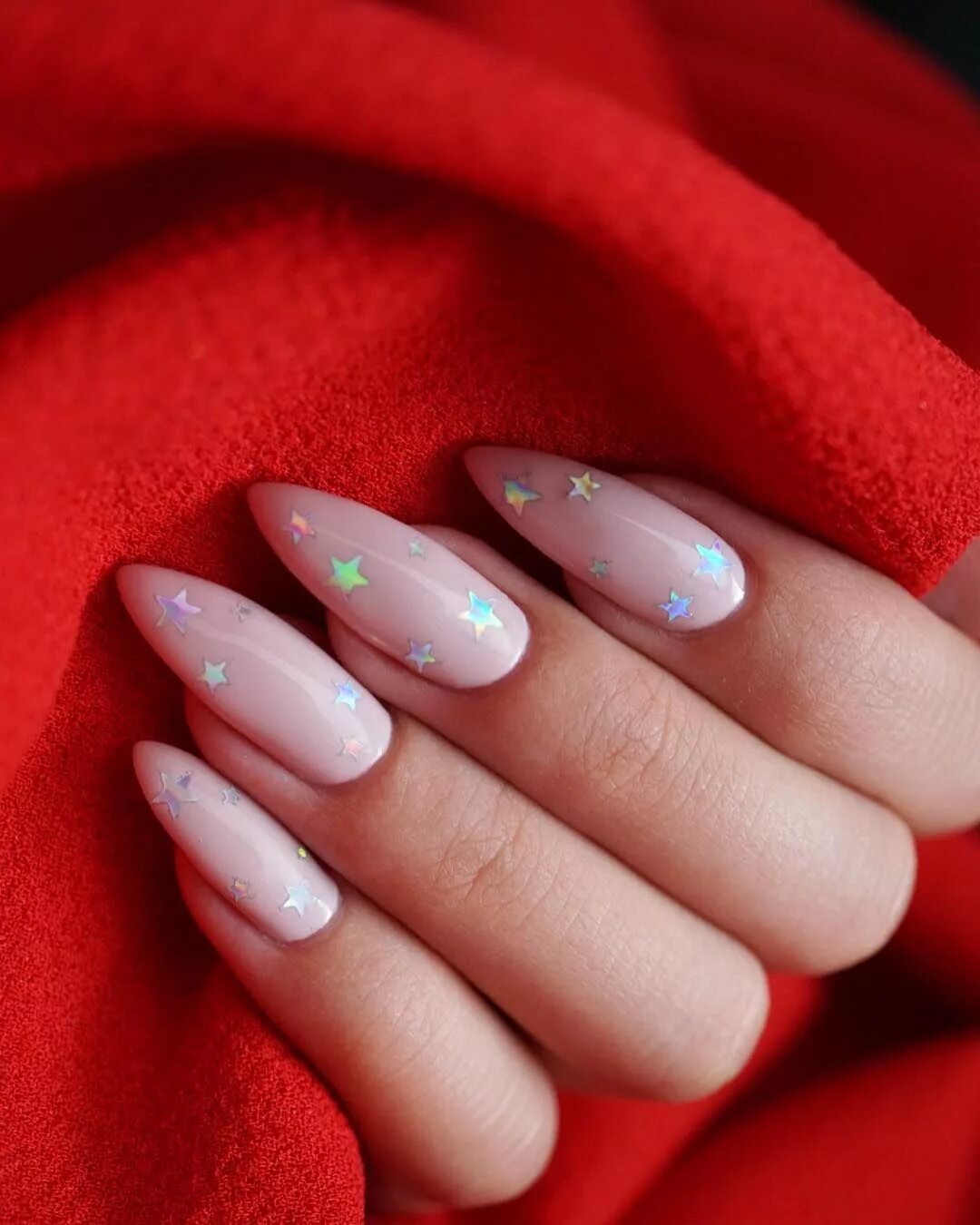 Красивые овальные ногти фото Manicura de estrellas Flare nails, Pink glitter nails, Neutral nails