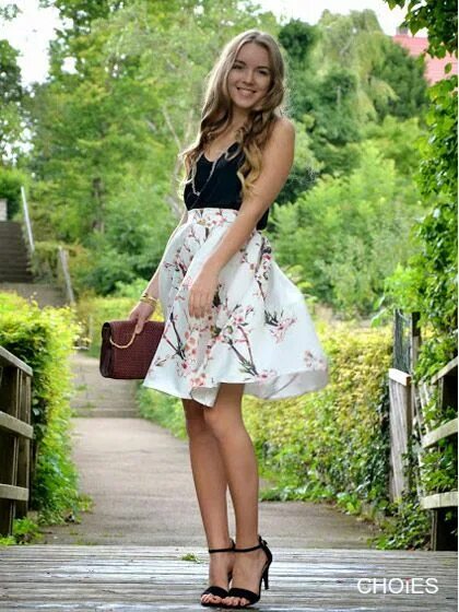 Красивые платья и юбки фото White Sakura Skater Skirt With Pleat - Choies.com Print skirt summer, Fashion, F